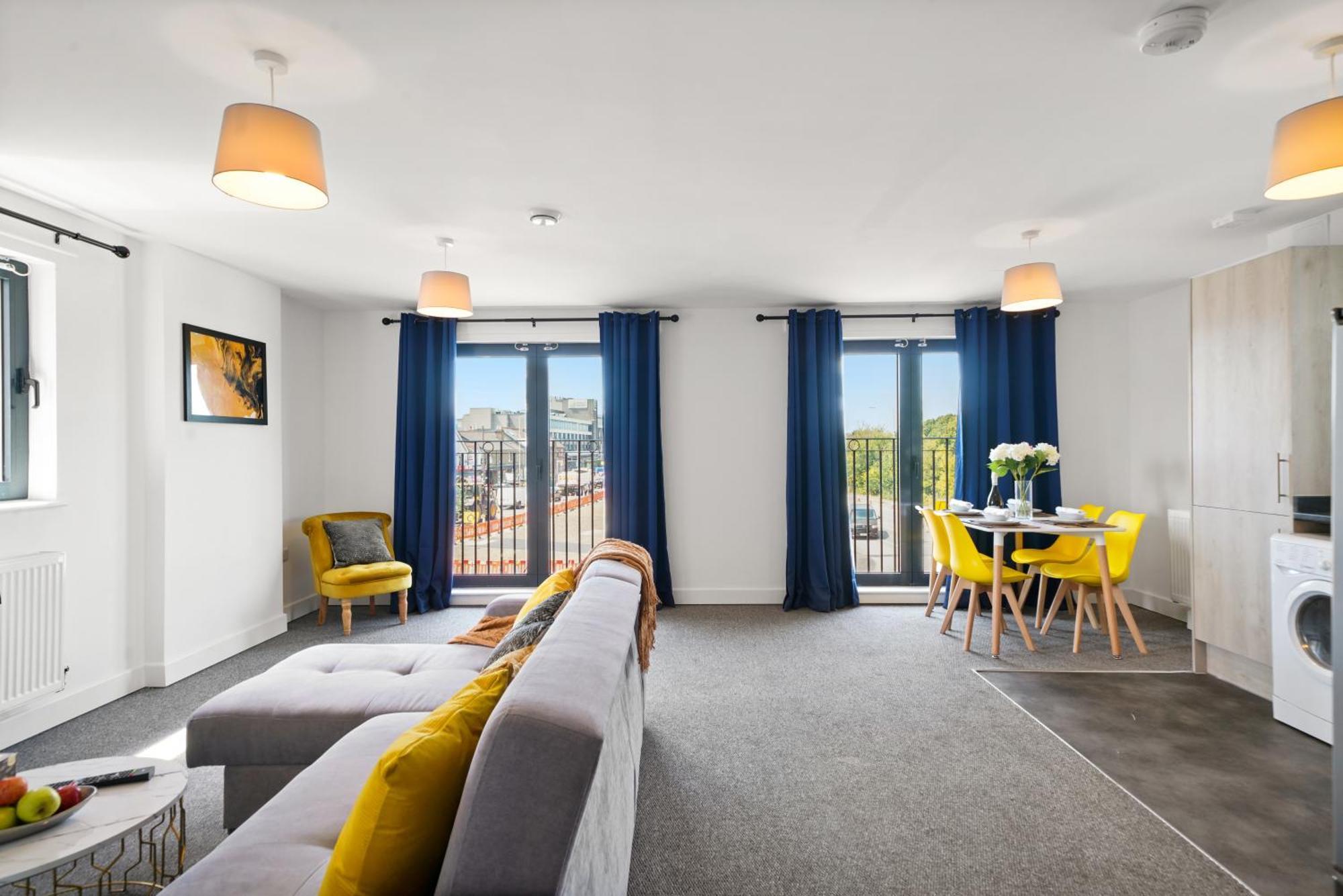 One And Two Bed Apartments Slough Near Heathrow Colnbrook Buitenkant foto