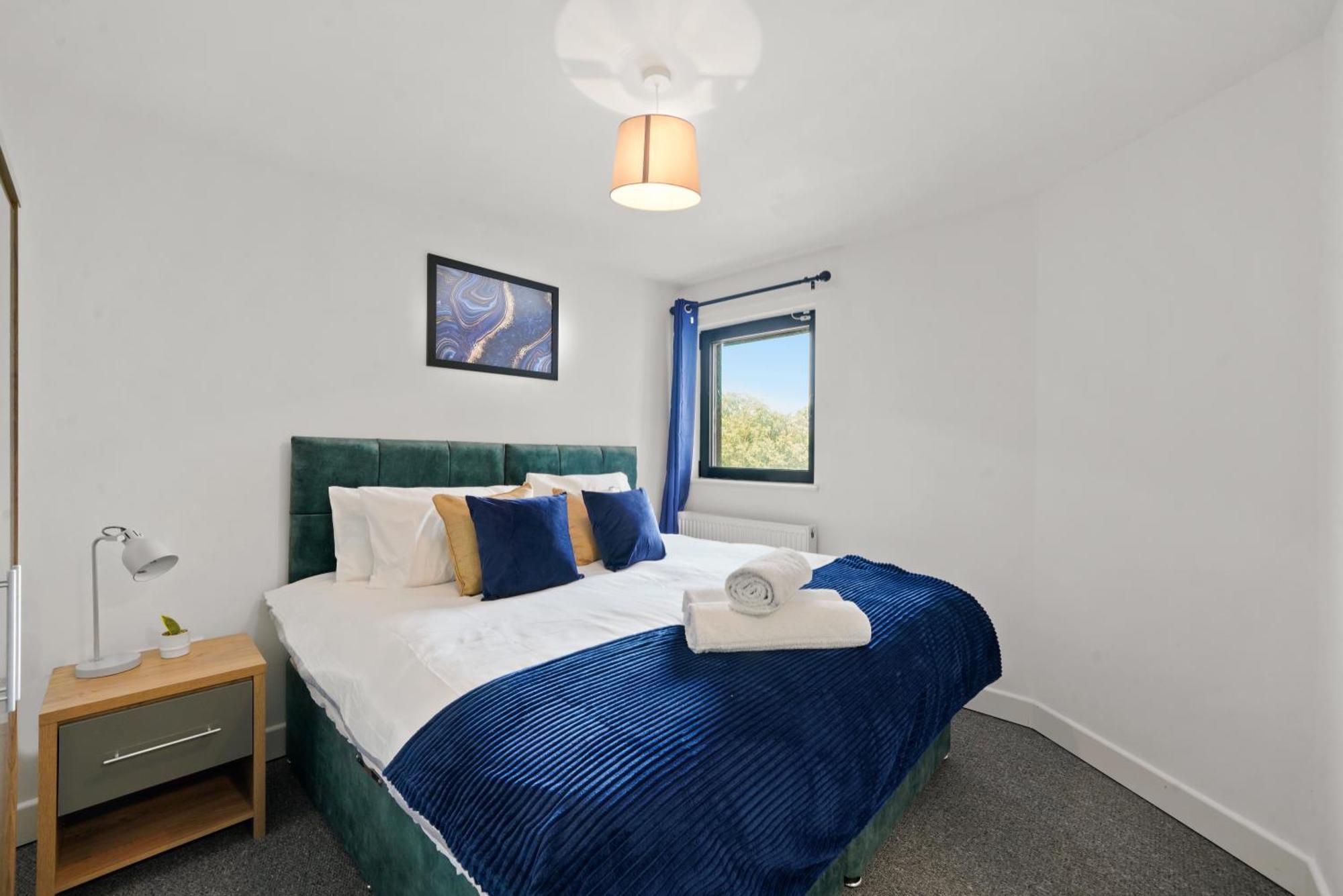 One And Two Bed Apartments Slough Near Heathrow Colnbrook Buitenkant foto