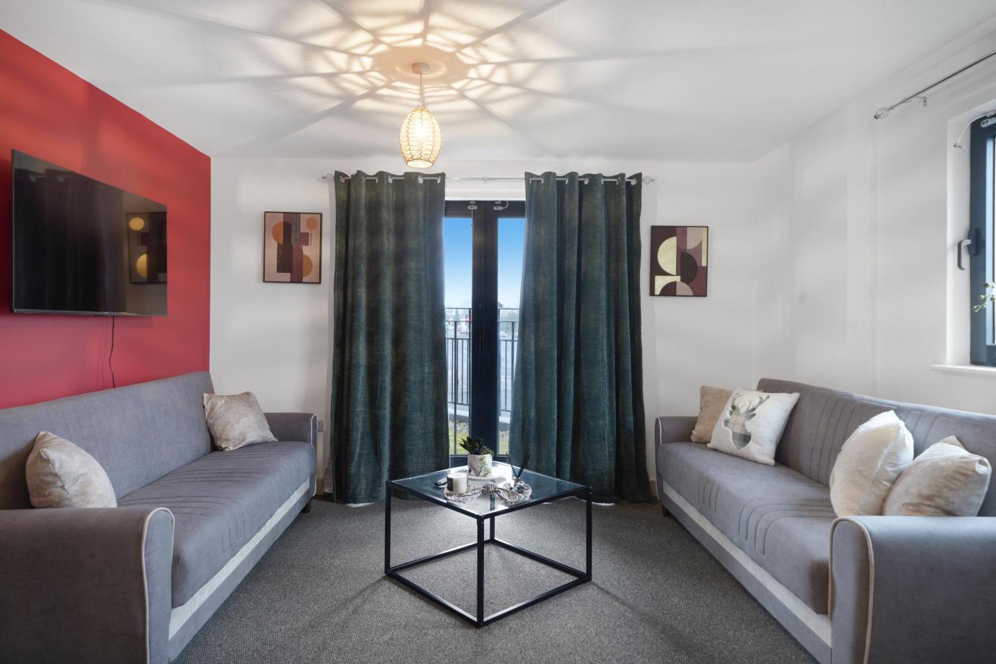 One And Two Bed Apartments Slough Near Heathrow Colnbrook Buitenkant foto