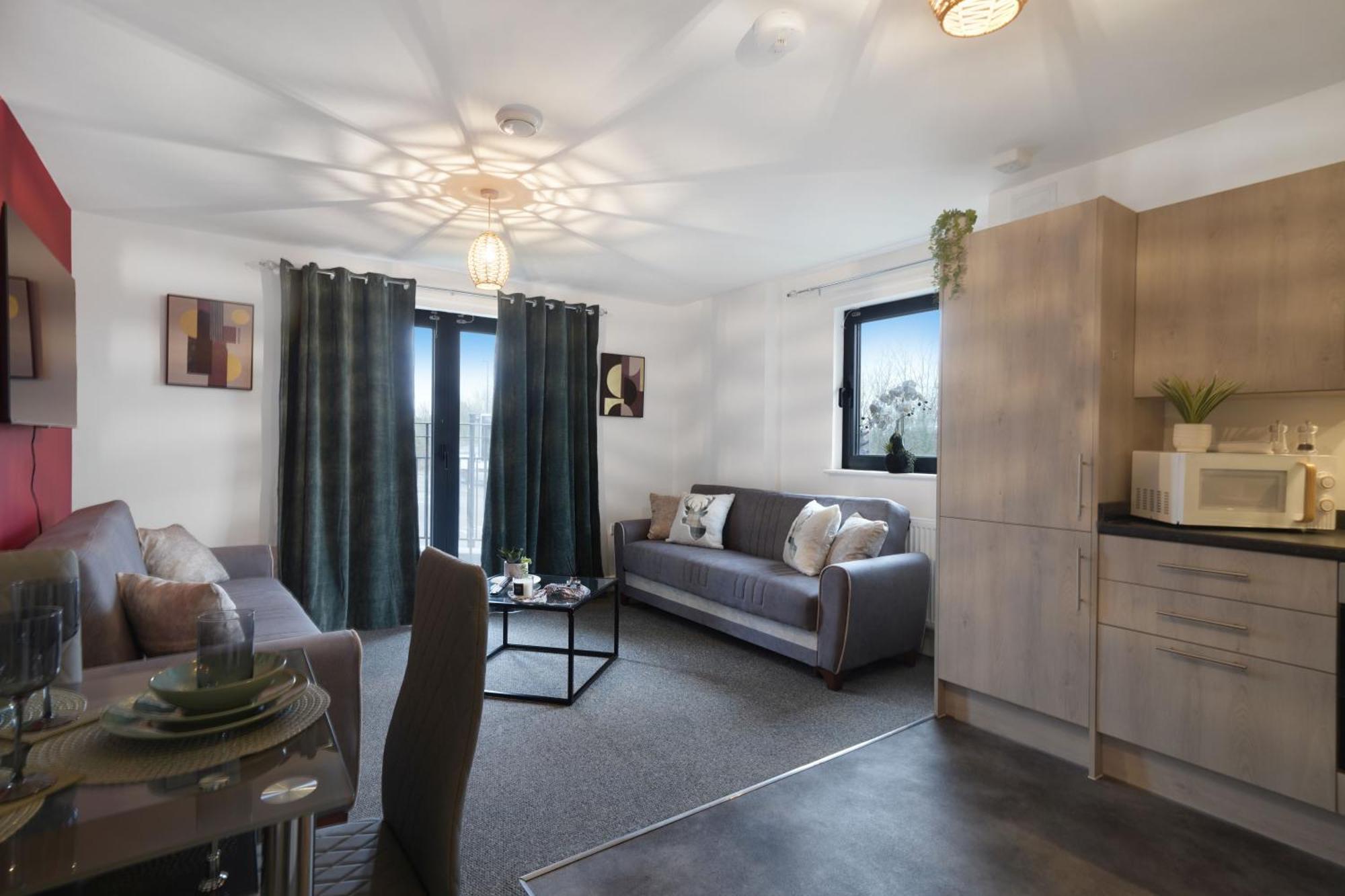 One And Two Bed Apartments Slough Near Heathrow Colnbrook Buitenkant foto
