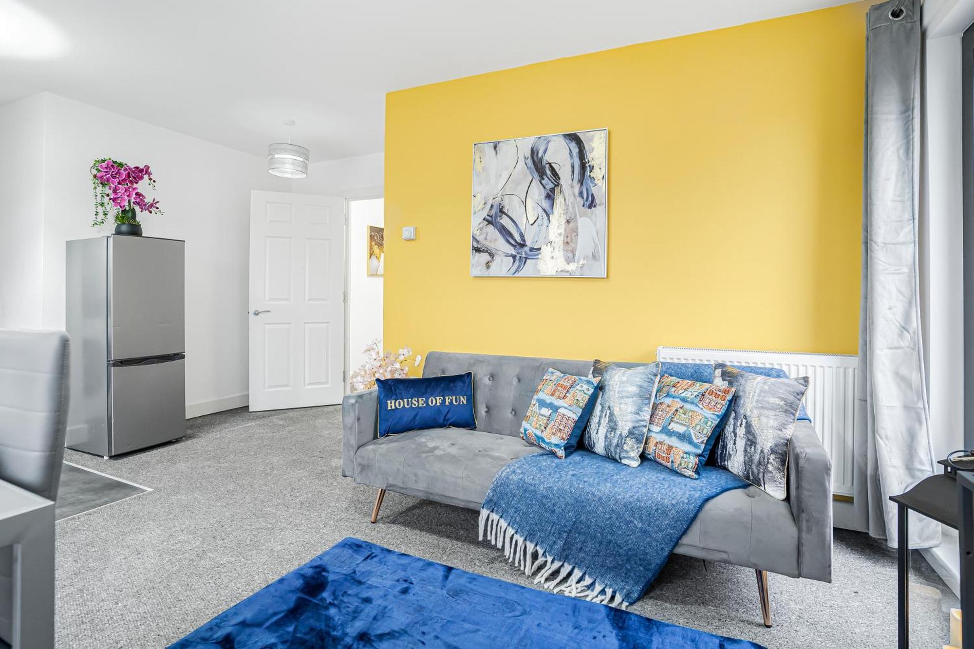 One And Two Bed Apartments Slough Near Heathrow Colnbrook Buitenkant foto