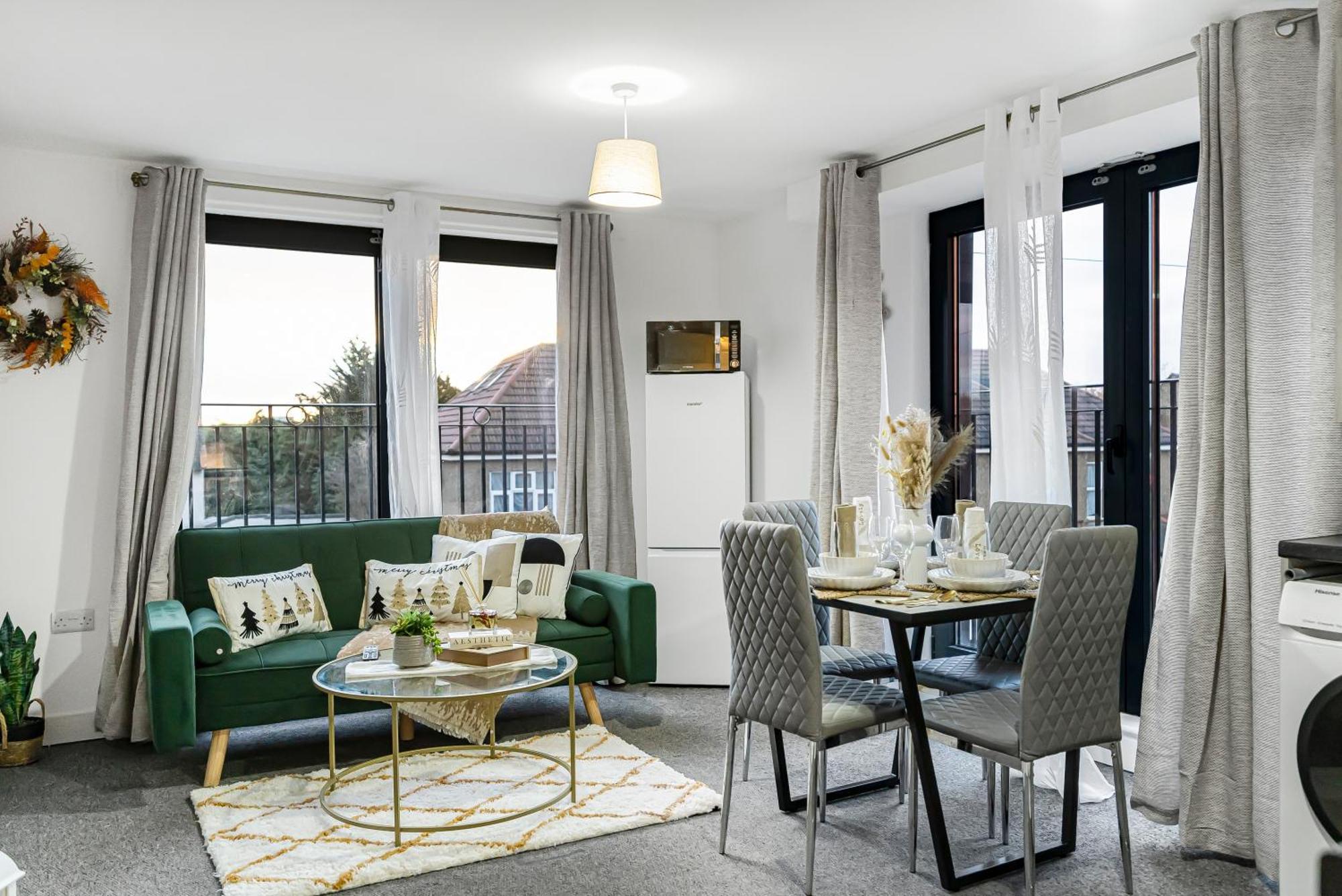 One And Two Bed Apartments Slough Near Heathrow Colnbrook Buitenkant foto